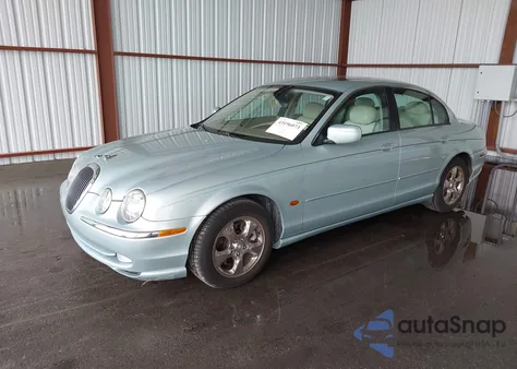 2002 Jaguar S-Type from USA, damaged, VIN SAJDA01N92FM28319